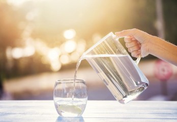 Điều gì xảy ra nếu bạn lười uống nước vào mùa đông?